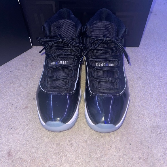 Jordan 11 space jam - Picture 7 of 11